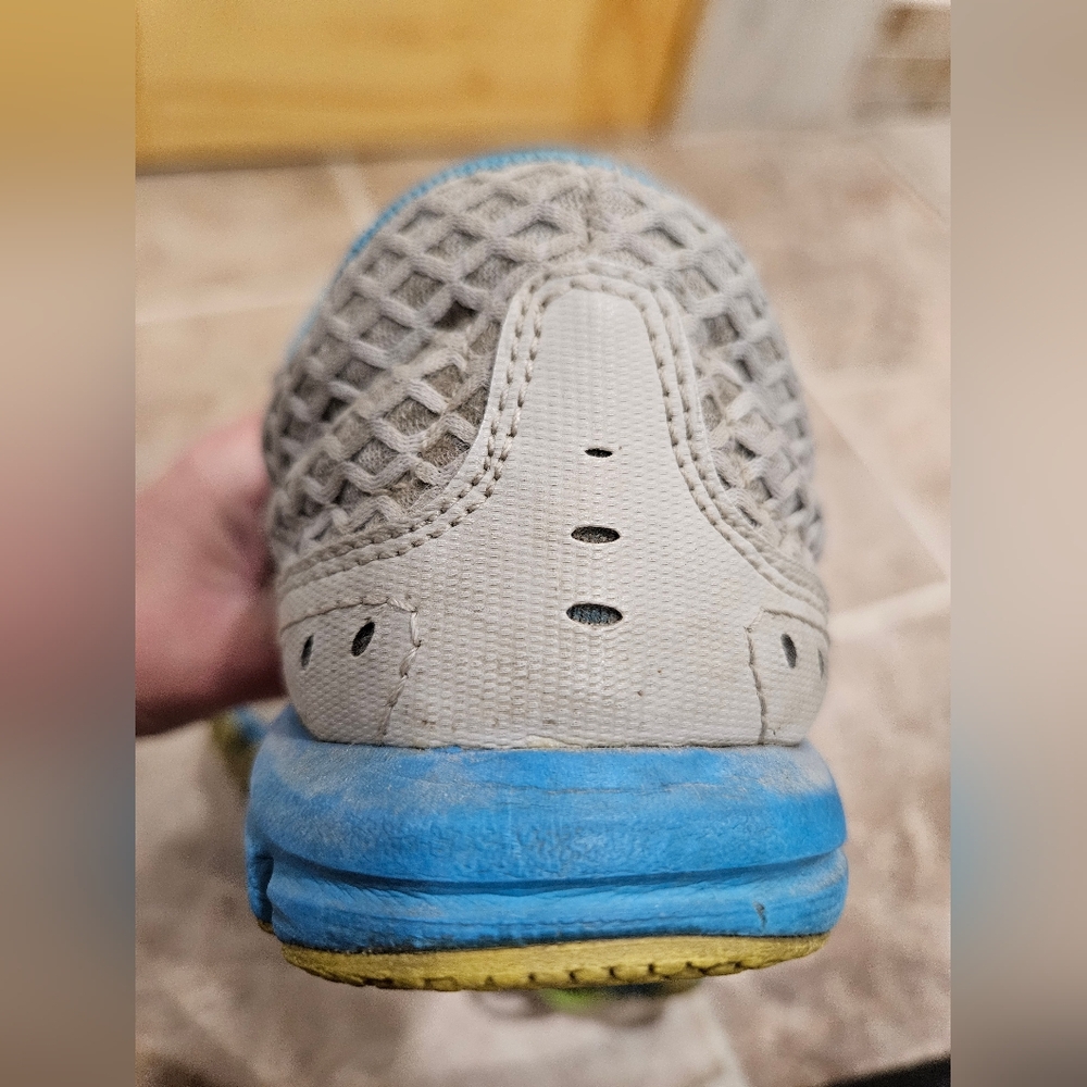New Balance shoes - Picture 13 of 16